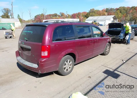 2008 Chrysler Town & Country Touring from USA, damaged, VIN 2A8HR54P38R821245